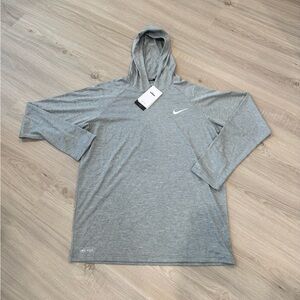 Nike Men's Gray Long Sleeve Hydroguard - Medium - NWT